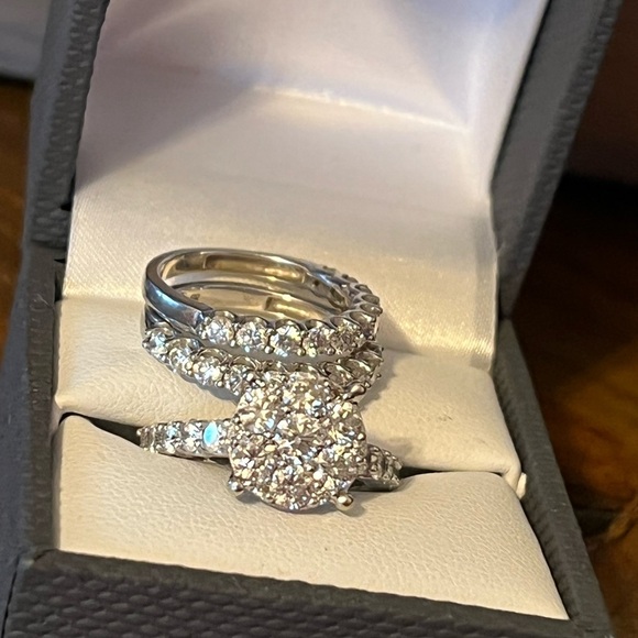 Diamond 4 carat 10k white gold bridal set - Picture 11 of 12